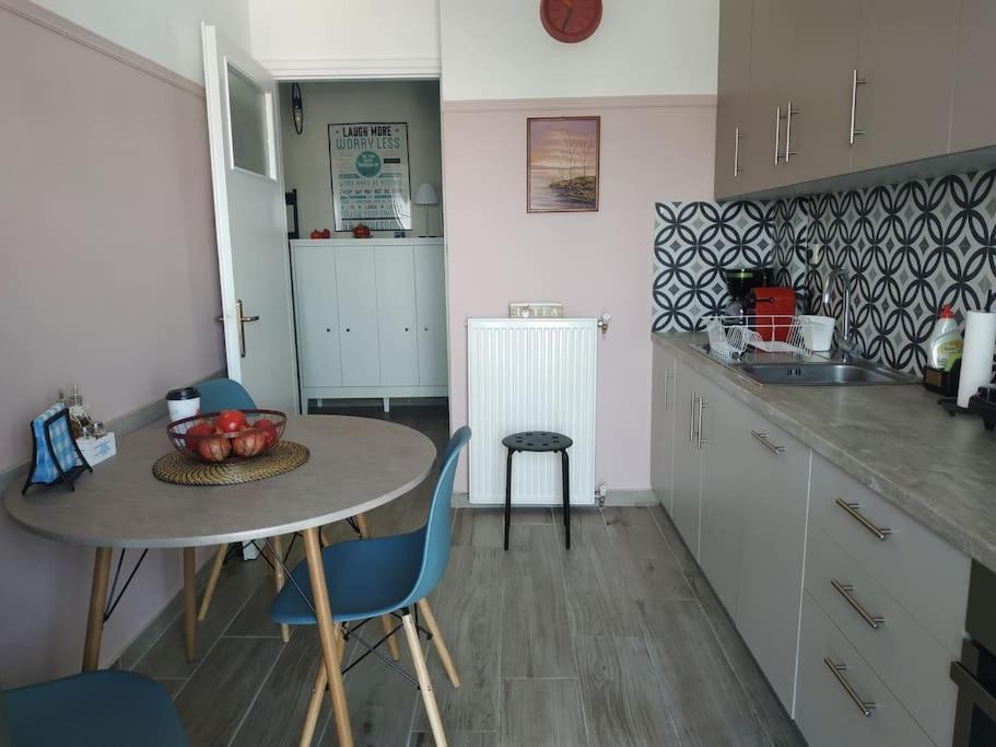 Athens View Apartment Near Metro Station Agia Marina Kültér fotó